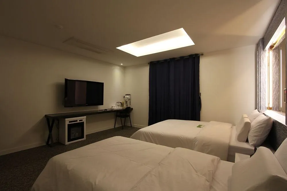 Raum Hotel Incheon