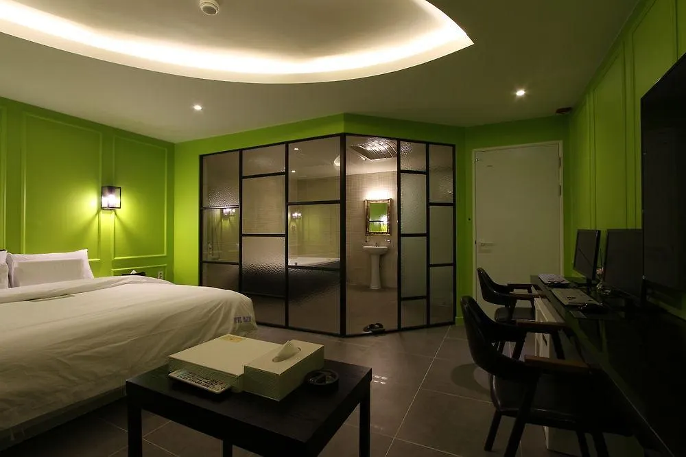 Raum Hotel Incheon