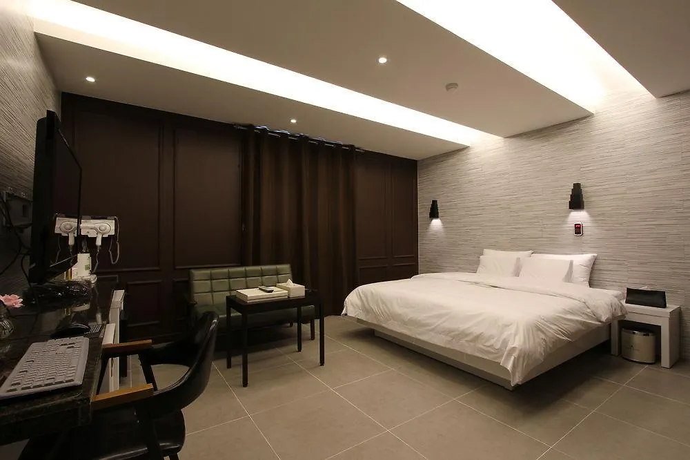 Raum Hotel Incheon
