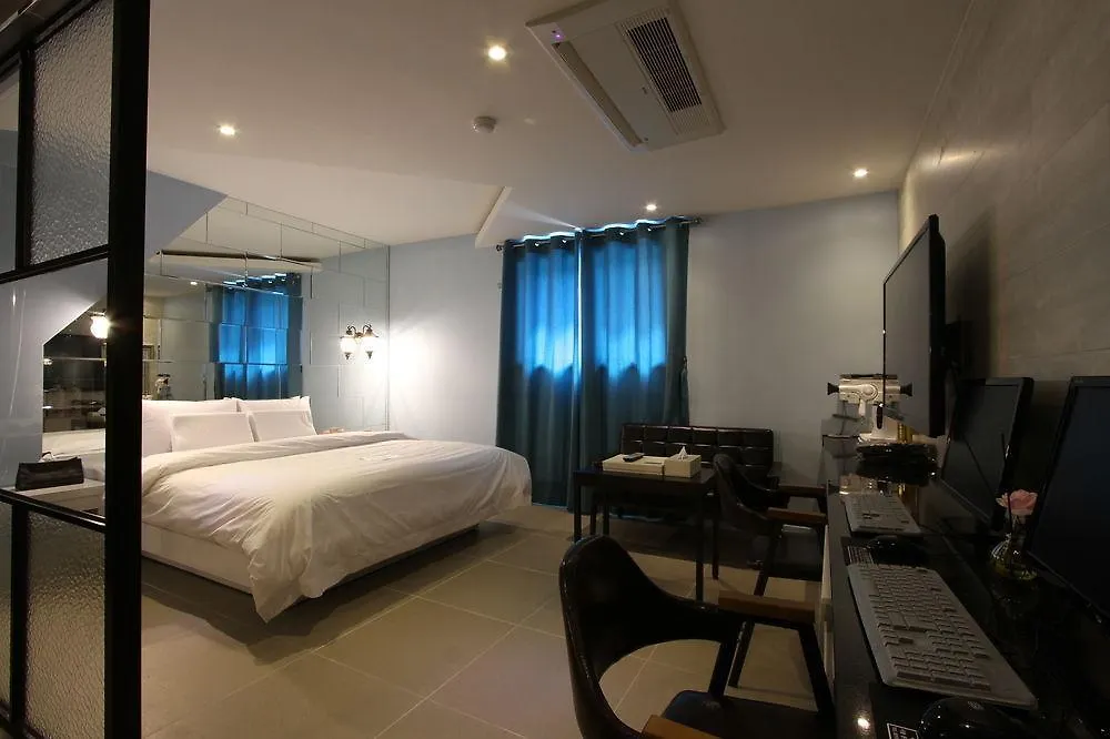 Raum Hotel Incheon 3*,  South Korea