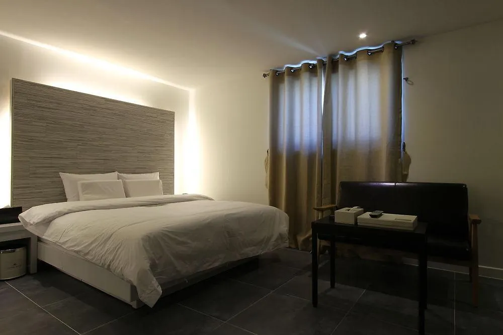 Raum Hotel Incheon