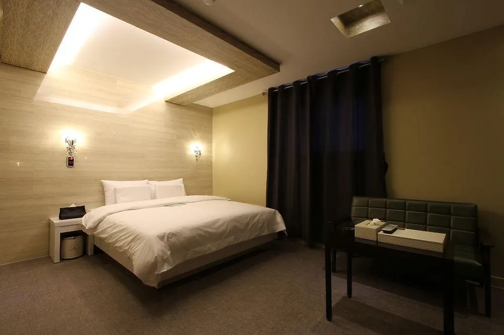 Raum Hotel Incheon
