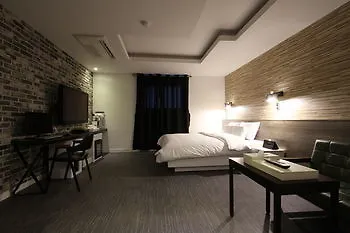 Raum Hotel Incheon