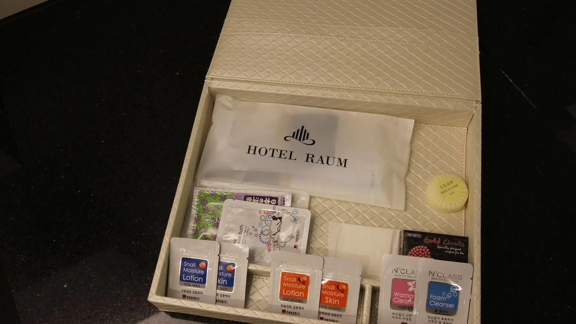 Raum Hotel Incheon