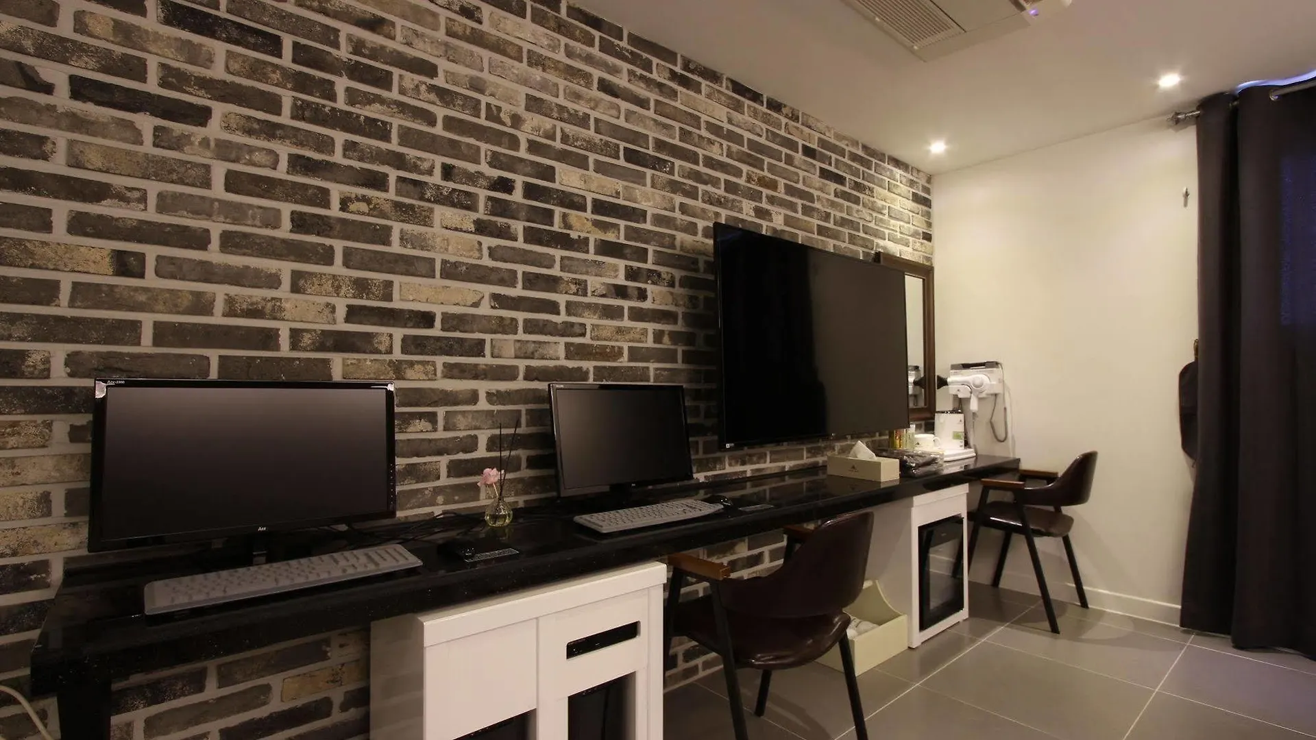 Raum Hotel Incheon